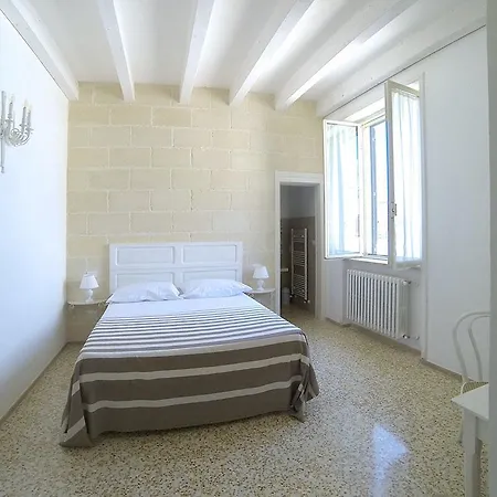 Palazzo Marzo Frühstückspension Otranto