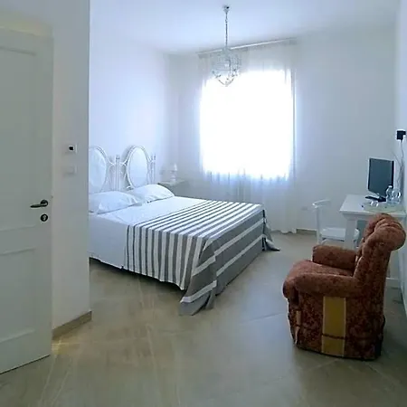 Palazzo Marzo Panzió Otranto