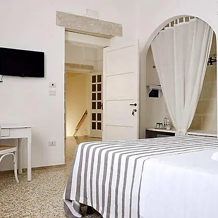 Palazzo Marzo 4* Otranto