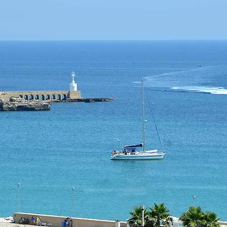 לינה וארוחת בוקר Palazzo Marzo 4*