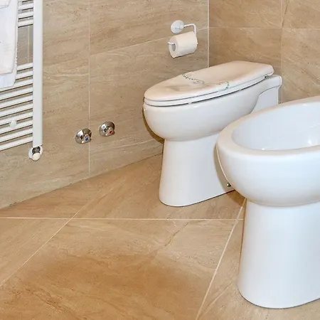 Palazzo Marzo לינה וארוחת בוקר אוטרנטו