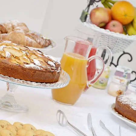 Palazzo Marzo 4* אוטרנטו