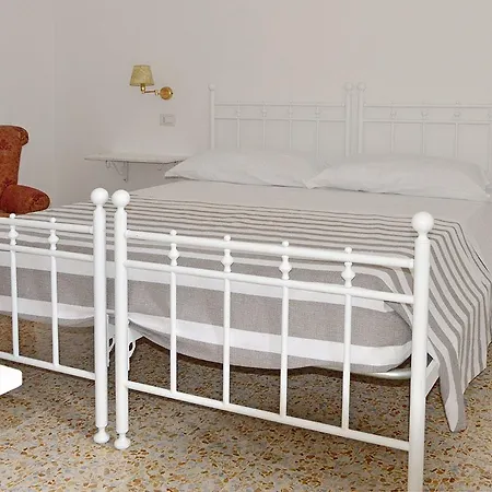 לינה וארוחת בוקר Palazzo Marzo