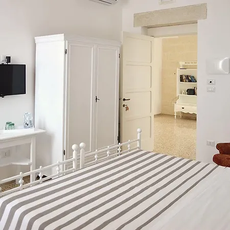 Palazzo Marzo לינה וארוחת בוקר